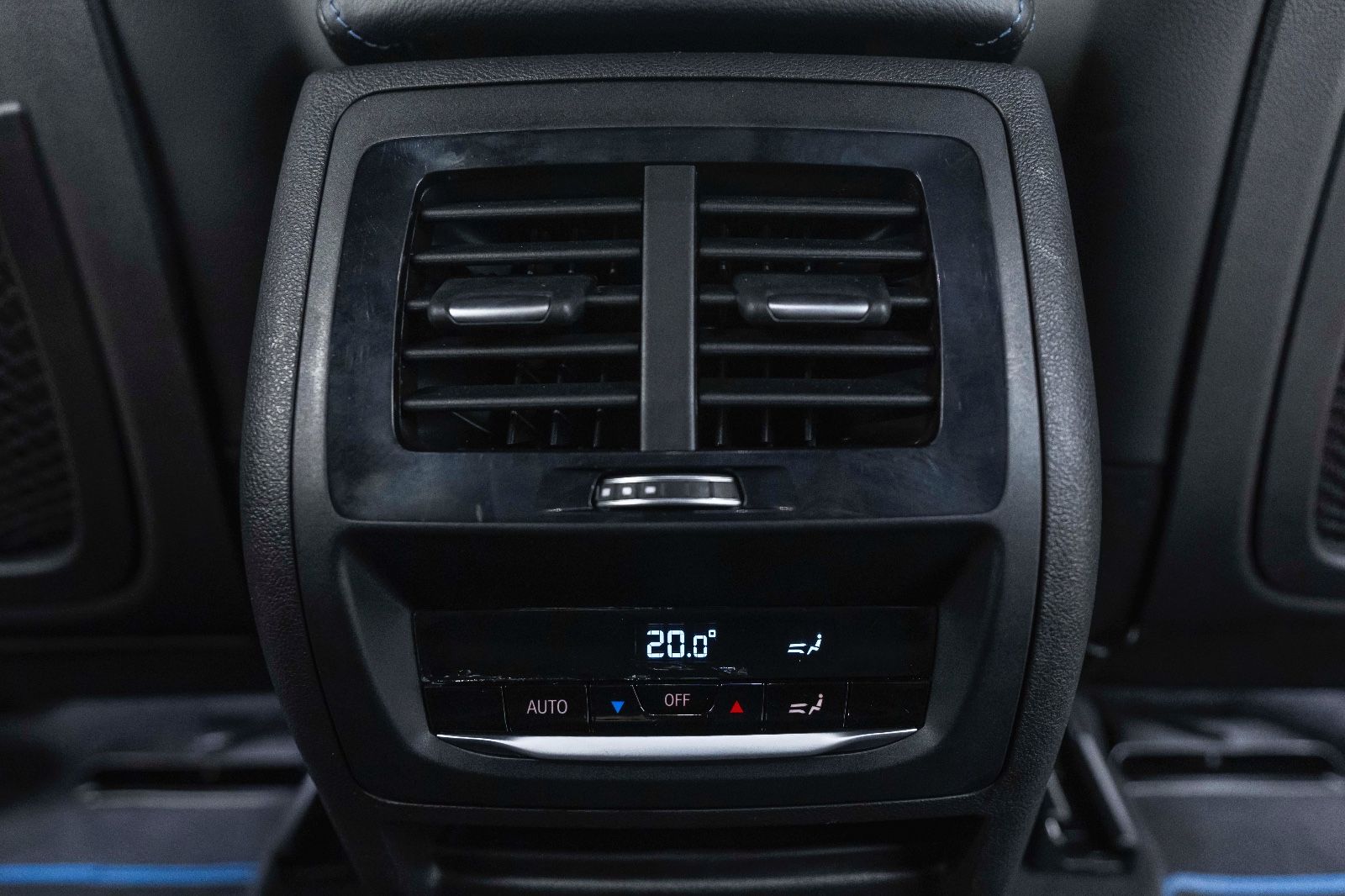 Fahrzeugabbildung BMW X3 Sdrive18D M-SPORT KAM NAV LED RDK LEDER TEMPO