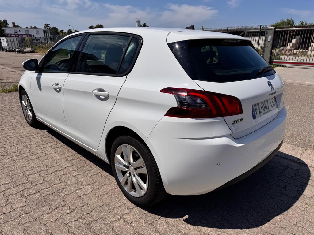 Peugeot 308