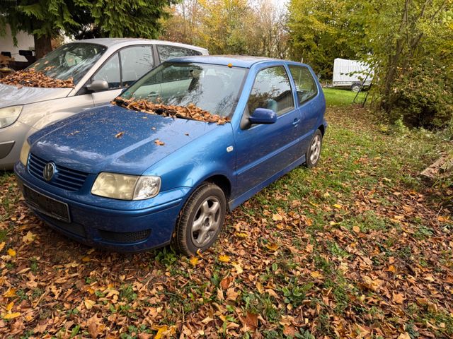 Volkswagen Polo 1.0 BASIS