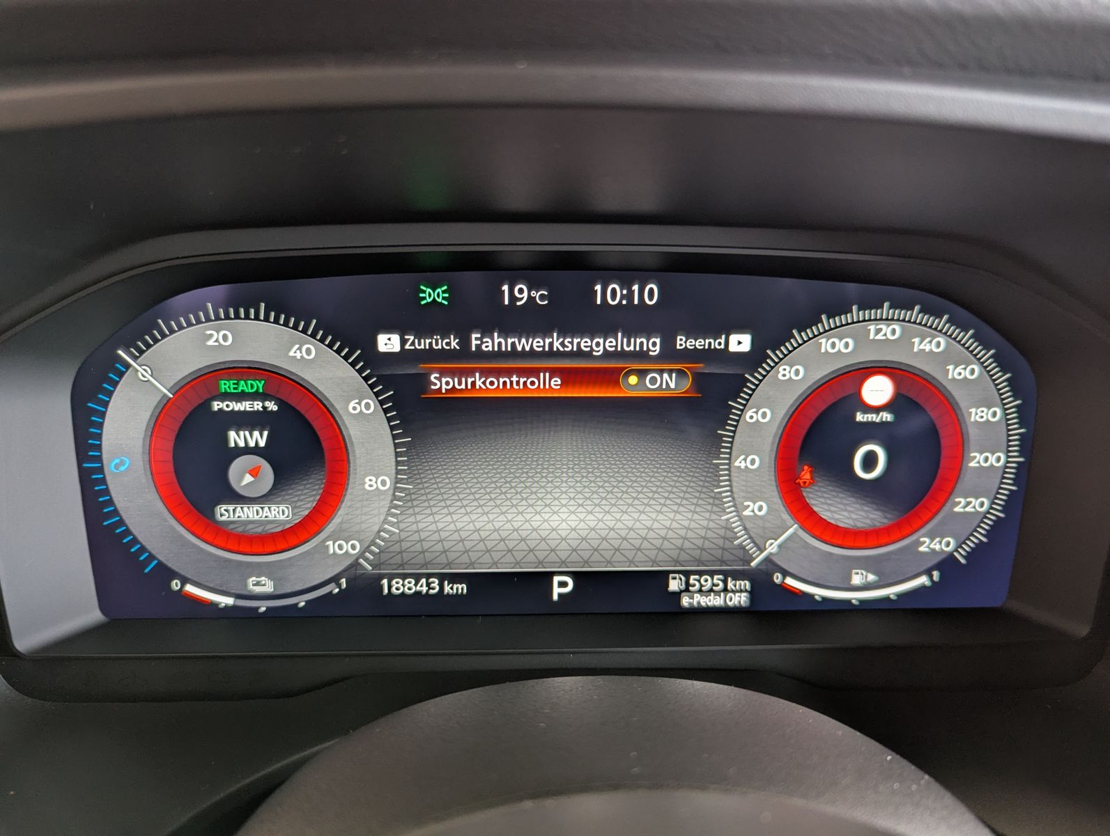 Fahrzeugabbildung Nissan X-Trail 1.5 e-Power N-Connecta ACC 360 Navi 12"