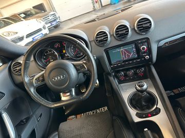 Audi TT Coupe 2.0 TFSI*Klima*SHZ*Navi*Bi-Xenon*PDC*BT