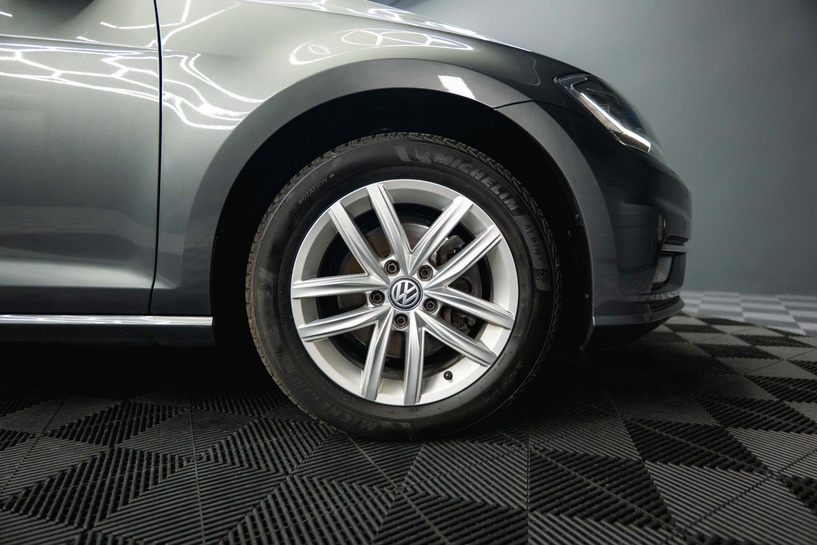Fahrzeugabbildung Volkswagen Golf VII Variant Comfortline Autom. *ACC*LED*19%