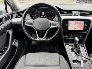 Volkswagen Passat Variant - 9