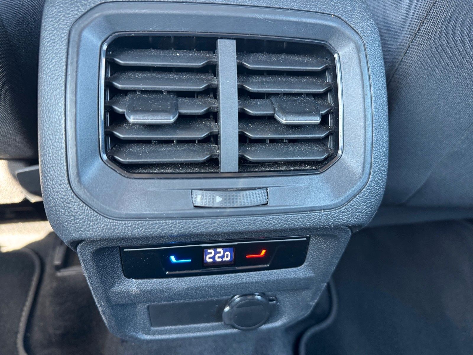 Fahrzeugabbildung Volkswagen Tiguan Allspace Life 1.5 TSI