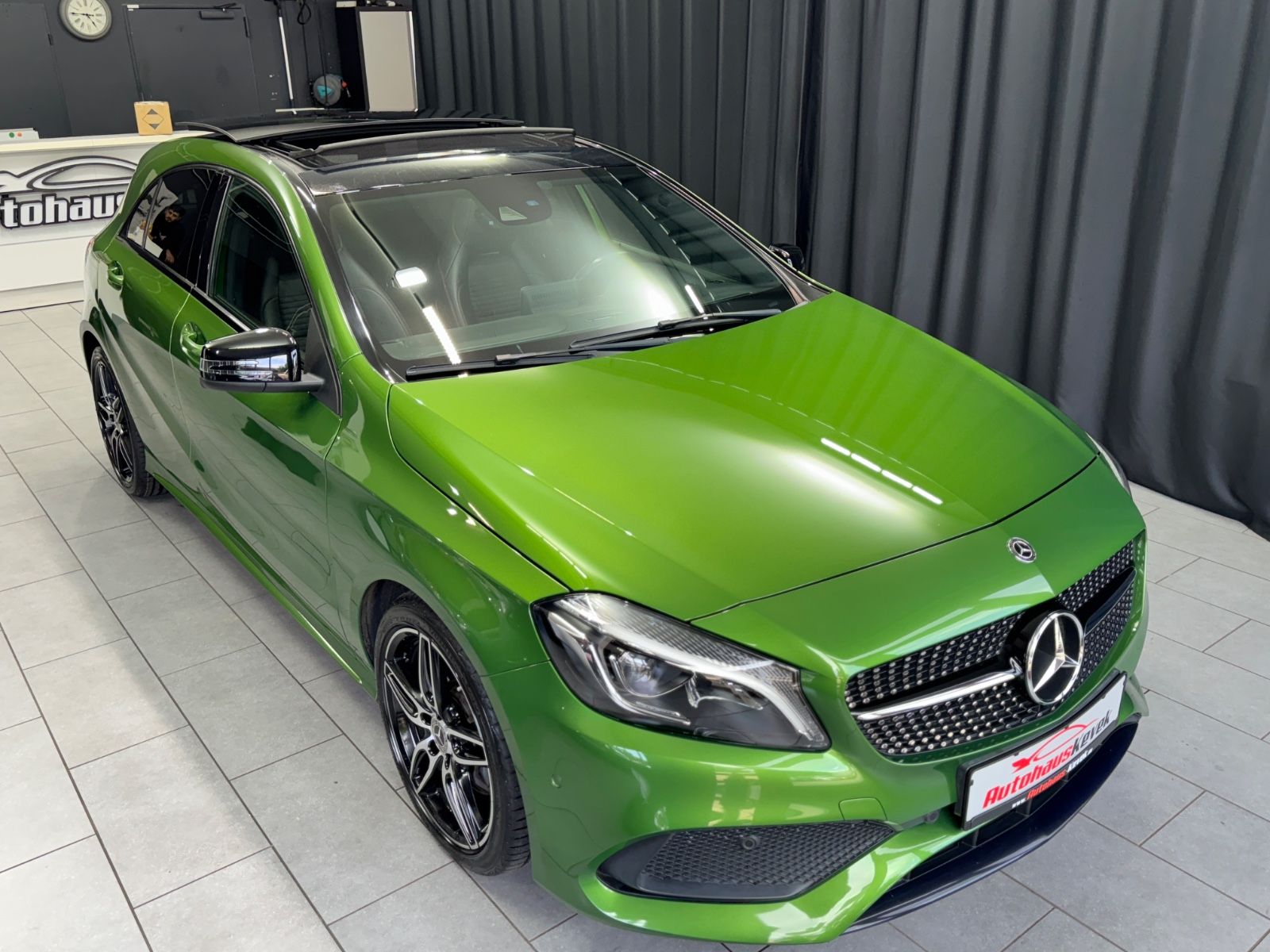 Fahrzeugabbildung Mercedes-Benz A 220 4Matic|7G-AUTOMATIK|PANO|NIGHT-PAKET|AMG|