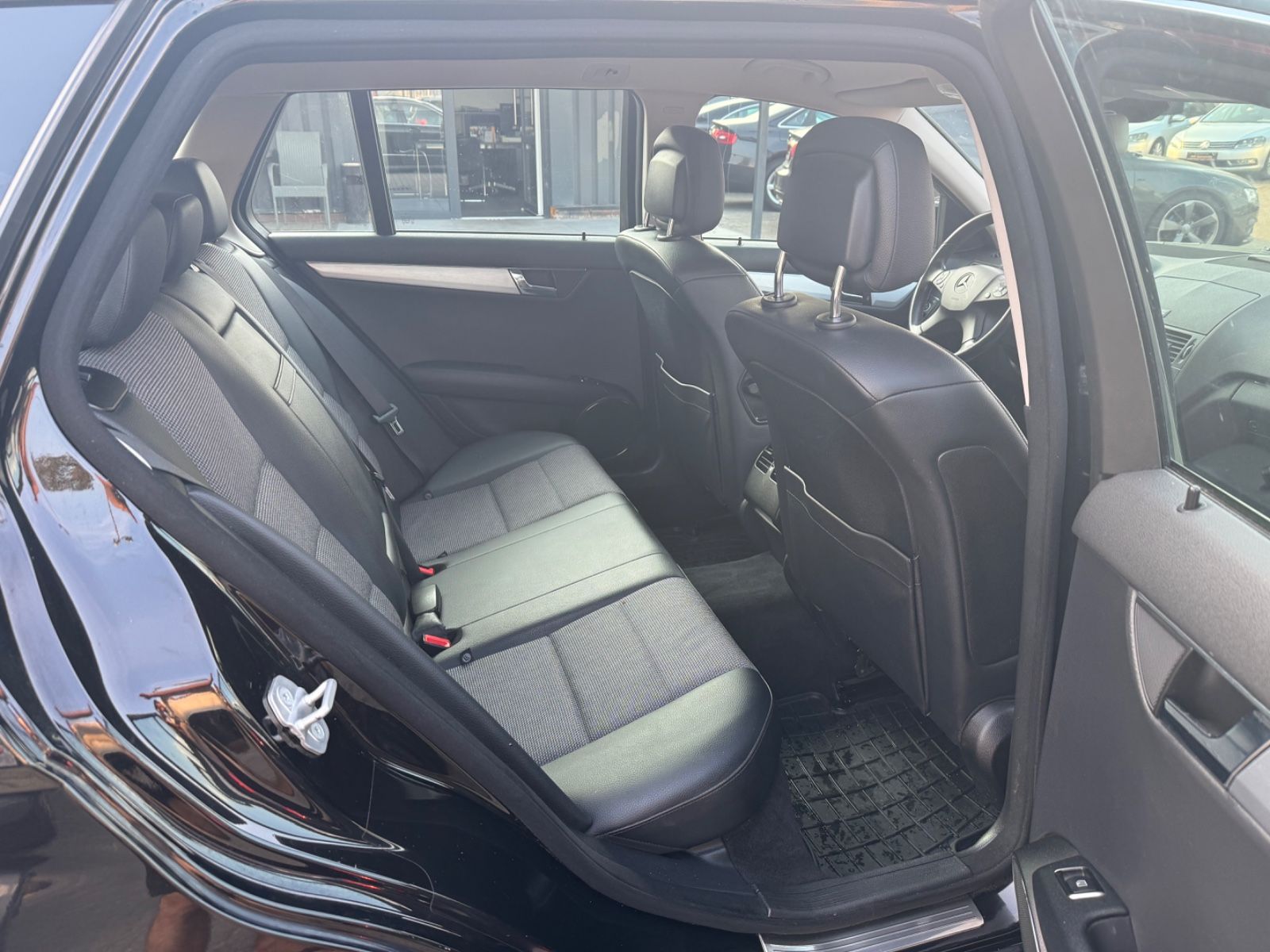 C 220 C T-Modell C 220 CDI BlueEfficiency*2.HAND