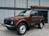 Lada Niva Taiga 4x4 AHK MIKE SANDERS 1.HAND - Lada Niva: 4.4