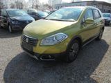 Suzuki SX4 S-Cros 4x4 1.6 Diesel~Navi ~ Leder ~ Xenon ~ - Suzuki SX4 mit Diesel-Antrieb: Allradantrieb, Limousine, Euro5
