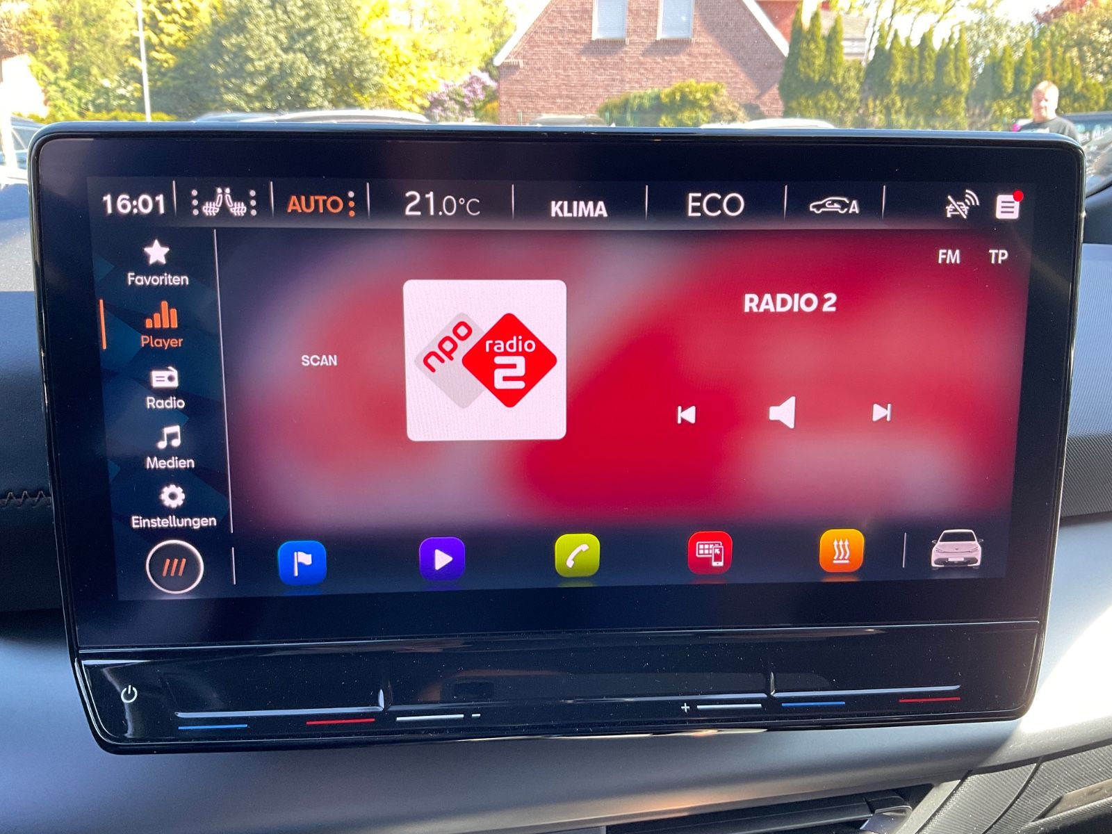 Fahrzeugabbildung CUPRA Born 58 kWh 150 kW,Kamera,Navi,Sitzheizung,Carpl