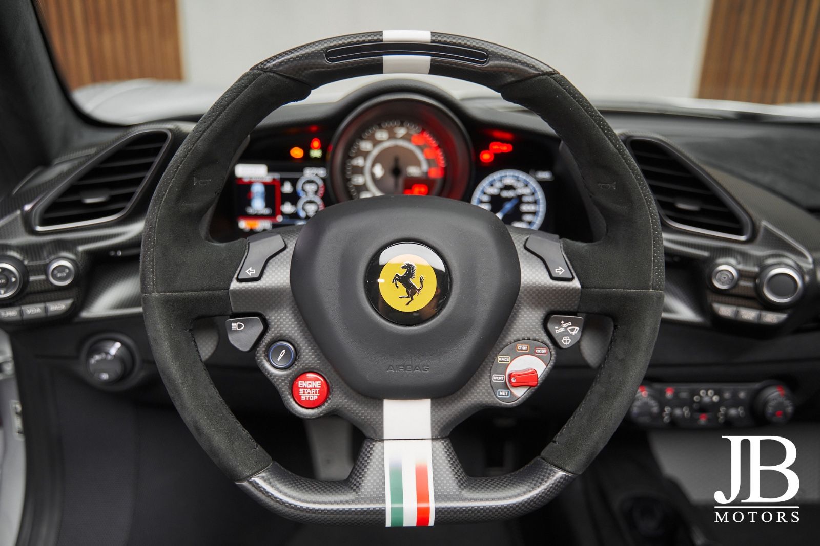 Fahrzeugabbildung Ferrari 488 Pista Spider Tailormade Special Carbon Lift