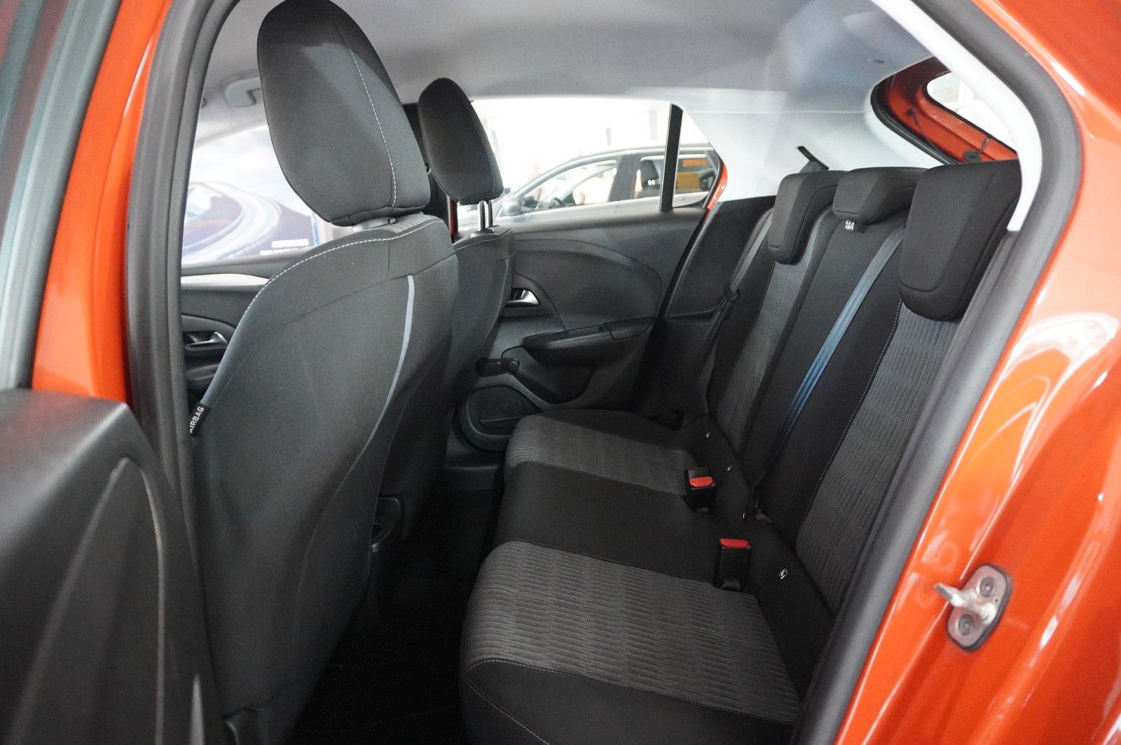 Fahrzeugabbildung Opel Corsa F 1.2 EDITION NAVI/SHZ/SPORT/PDC/TEMP/DAB+
