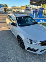 Skoda Octavia 2.0 TSI RS 245 Combi RS - Skoda Octavia von privat