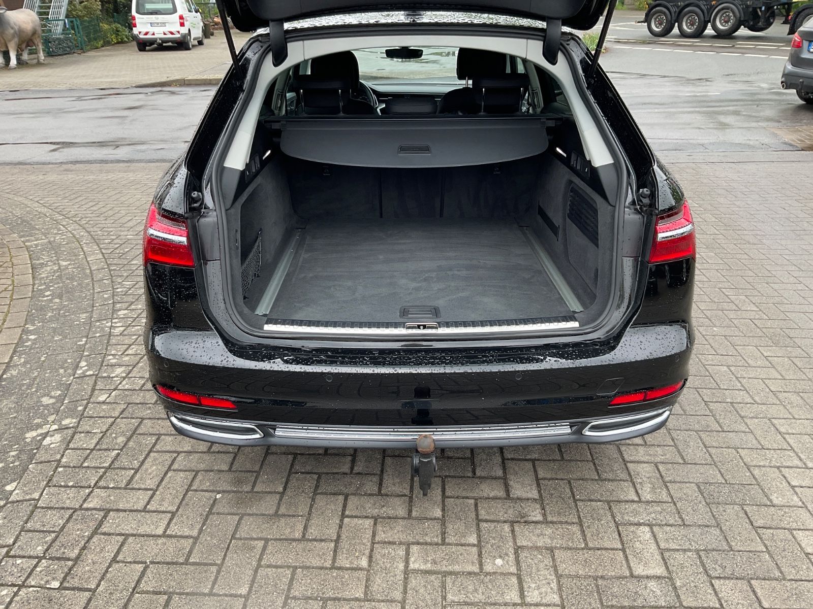 Fahrzeugabbildung Audi A6 Avant 40 TDI quattro S tronic,Kamera,AHK,ACC