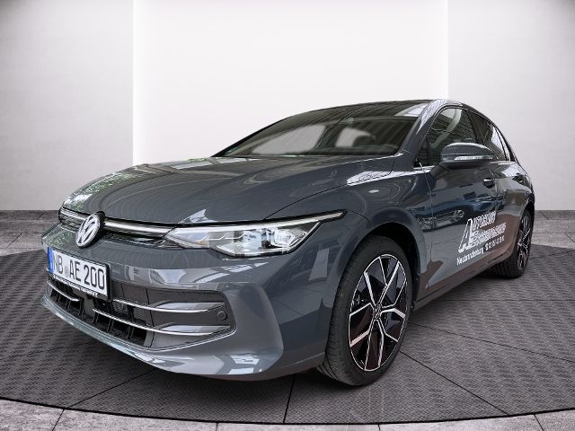 Fahrzeugabbildung Volkswagen Golf EDITION 50 1.5 eTSI DSG EDITION 50 AHK DCC