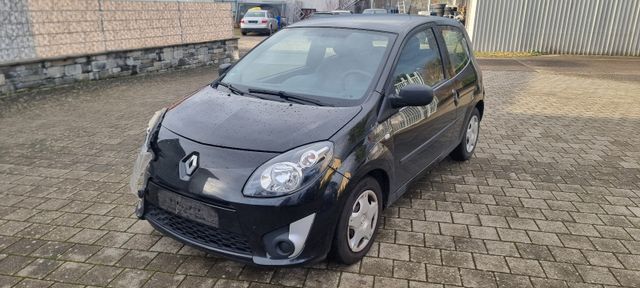 Renault Twingo Authentique unfall