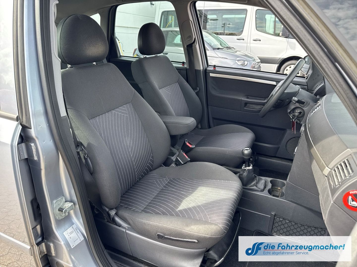 Fahrzeugabbildung Opel Meriva Edition GA Klima el.SP Spieg. *EXPORT