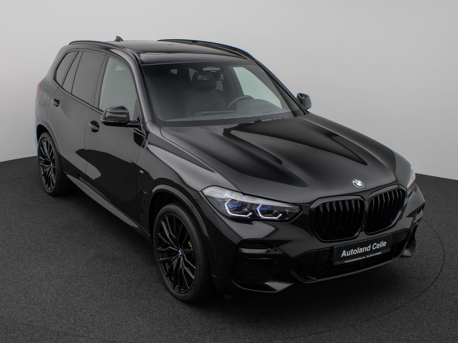 Fahrzeugabbildung BMW X5 xD30d M Sport Panorama 360°Laser HUD DAB HiFi