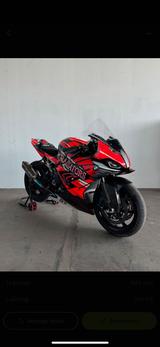 BMW M1000RR Racebike/Rennbike - BMW RENNSPORT