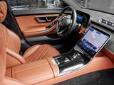 Mercedes-Benz S 580 e Limousine lang |DISTR|KEYL|NAVI|MBeam|LM - : Schwarz, Limousine, mit Klimaautomatik