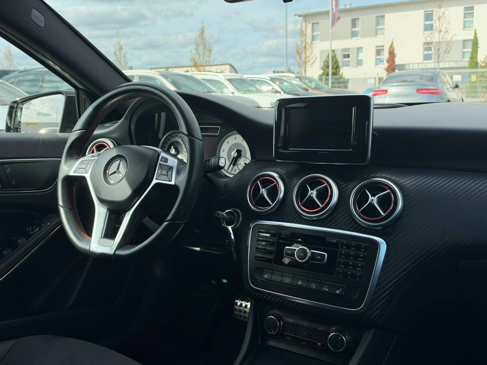 Mercedes-Benz A 180 AMG-LINE A45 UMBAU*NAVI*SZHZ*BI-XENON