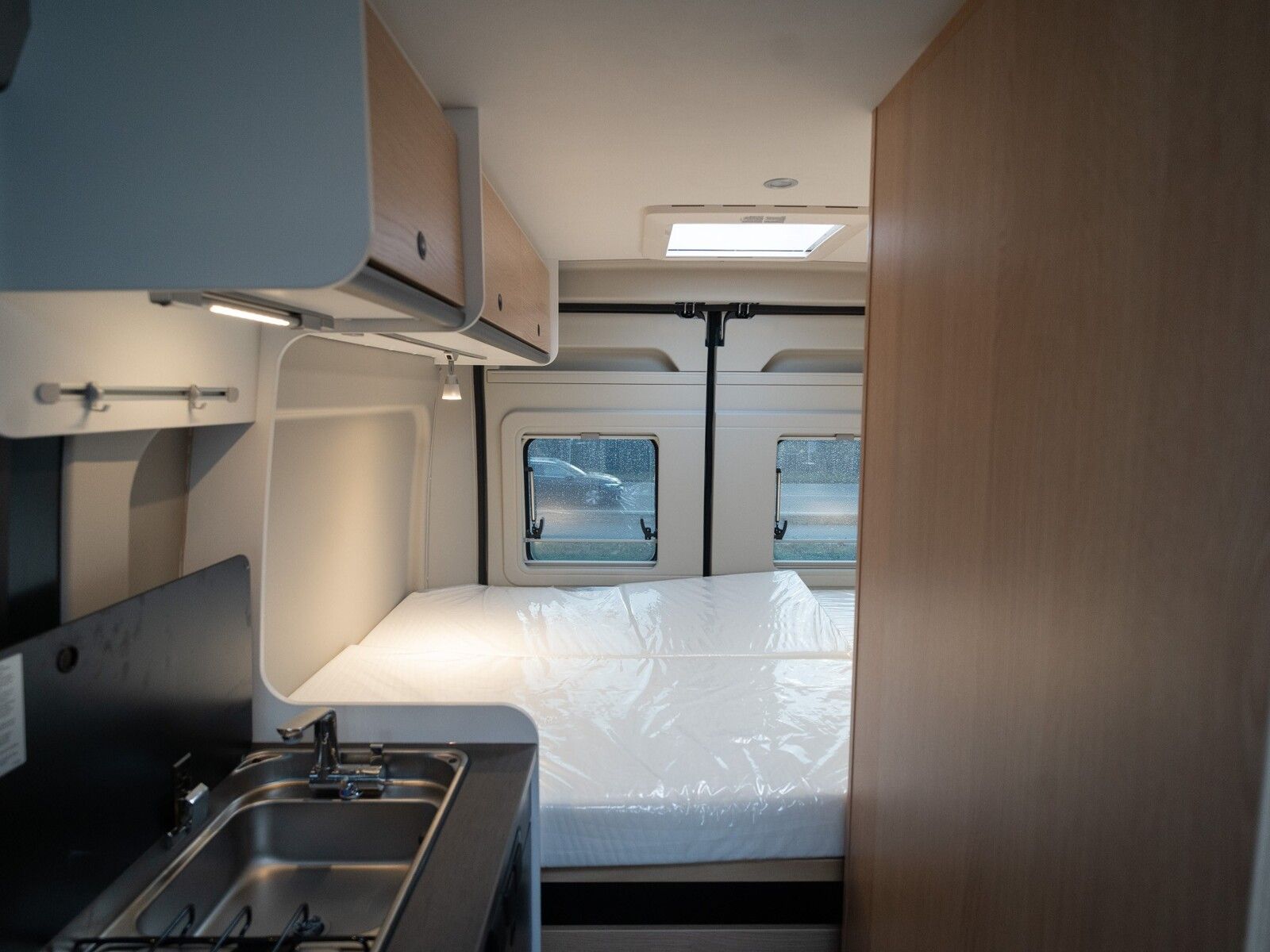 Fahrzeugabbildung Sunlight Adventure Cliff 540 Rahmenfenster, Dieselheizung