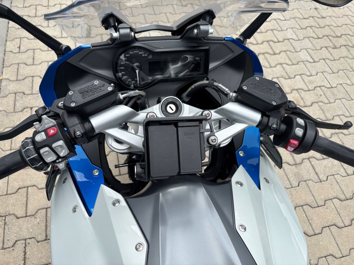 Fahrzeugabbildung BMW R 1200 RS 3 Pakete Seitenkoffer