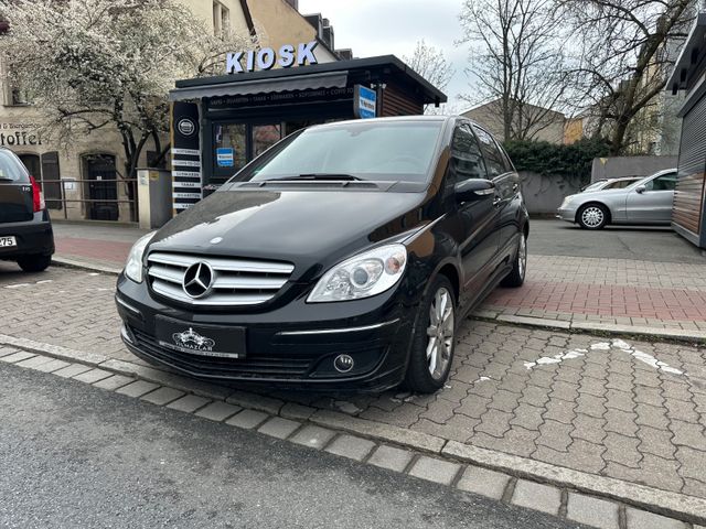 Mercedes-Benz B 200 B -Klasse B 200*Anhängerkupplung*SHZ*Leder