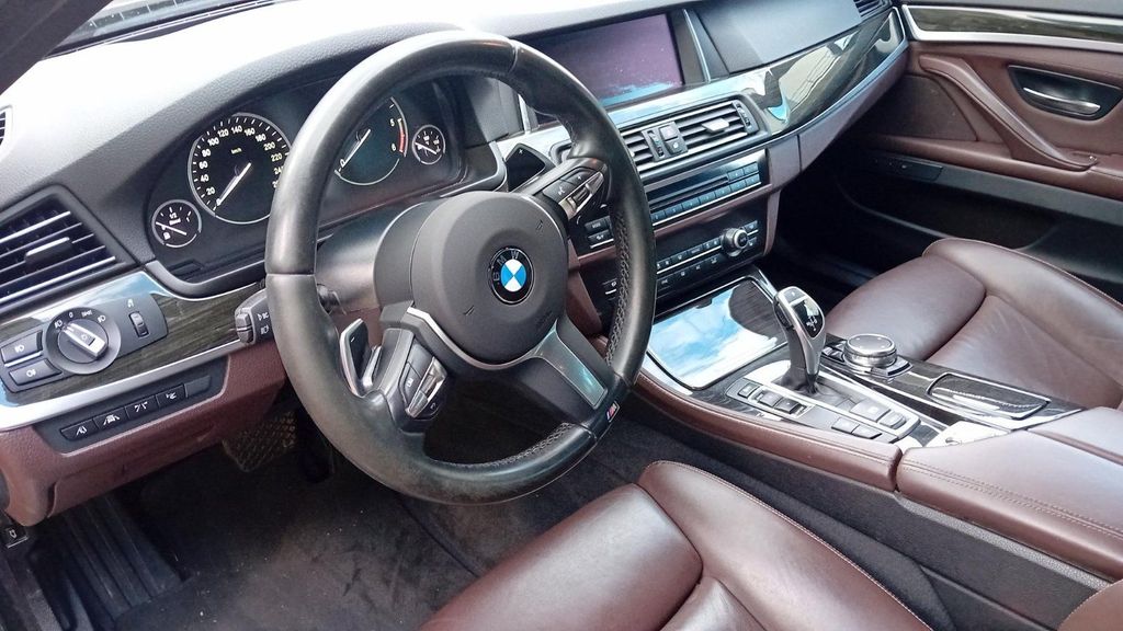 Image of BMW 535