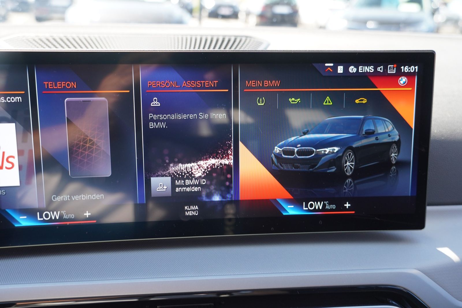 BMW 318i Touring LED Navi Tempomat Keyless Head-Up foto 13