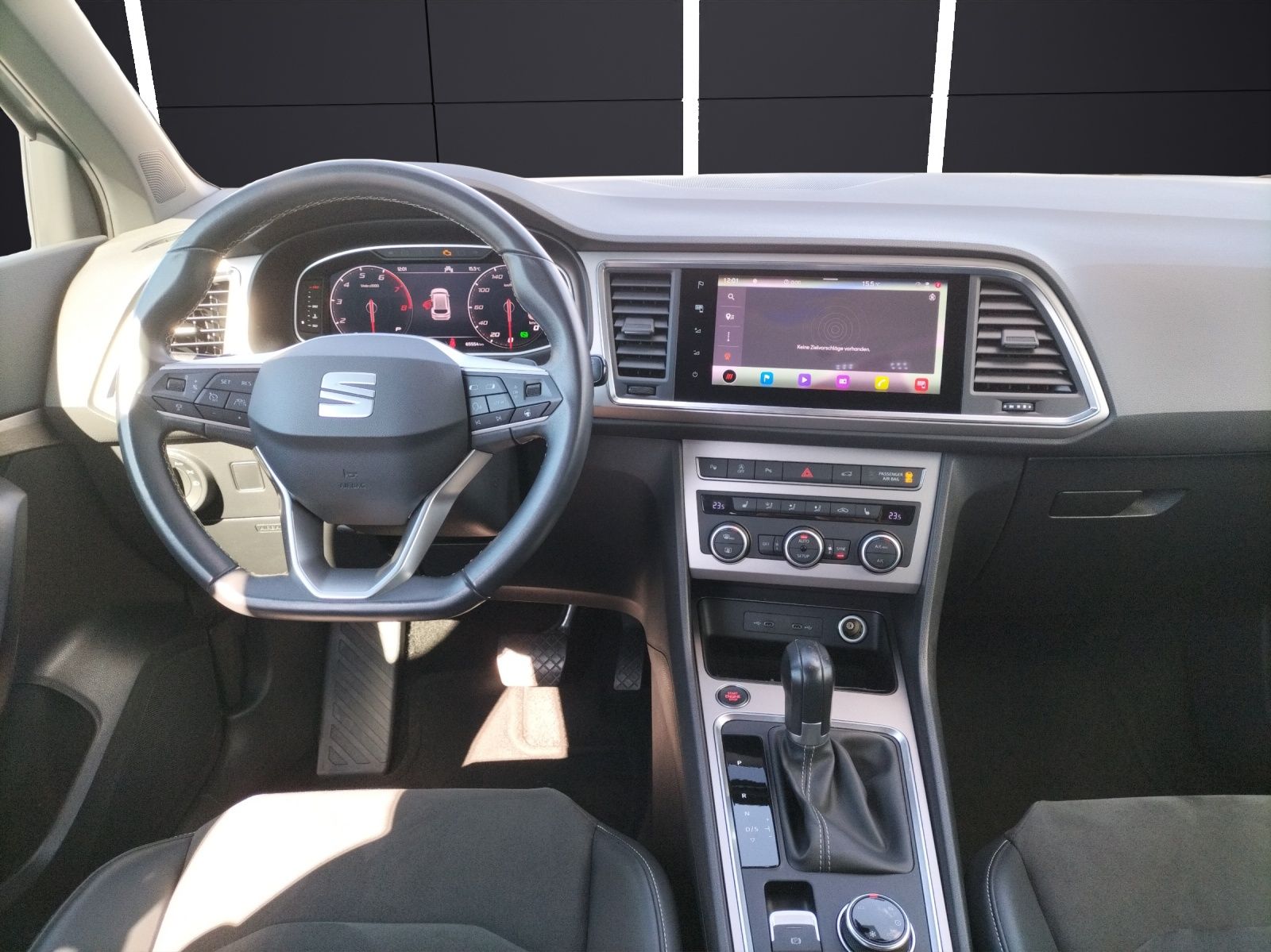 Fahrzeugabbildung SEAT Ateca TSI Xperience DSG 4Drive LED Navi AID ACC