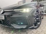 Volkswagen Golf VIII Var. R-Line 1.5 eTSI+DSG+LEDPlus+AHK+A - Volkswagen Golf Tageszulassungen