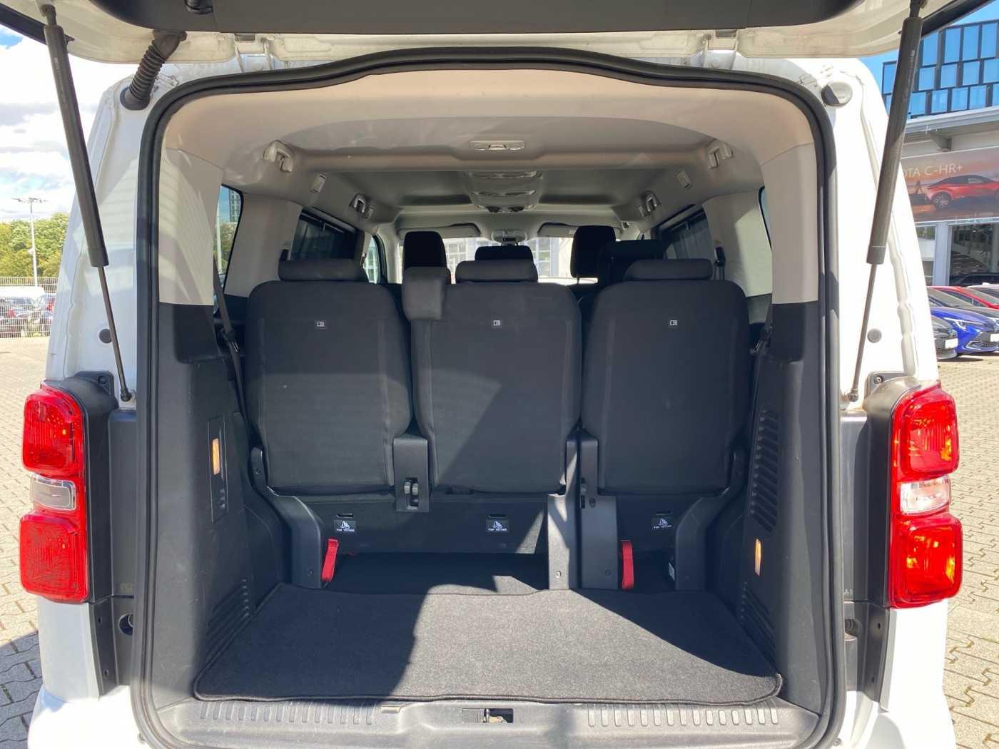 Toyota Proace Verso 1,5-l-D-4D L1 (8-Si.) Verso Team D
