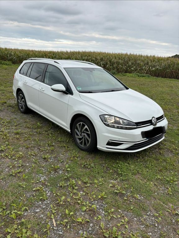 Image of Volkswagen Golf