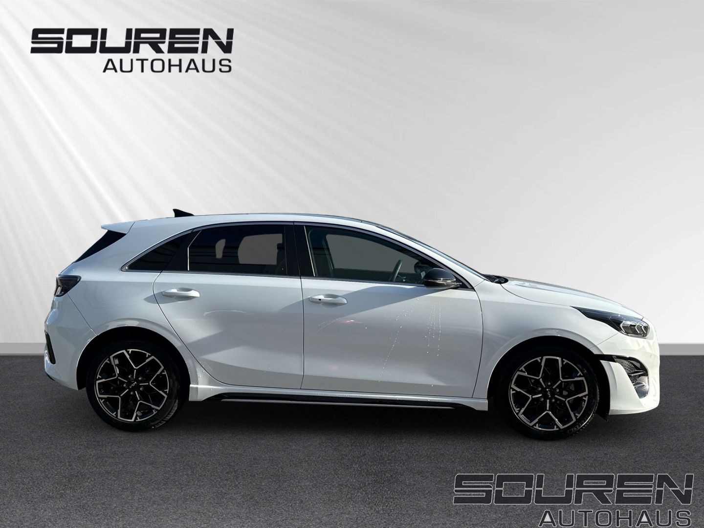 Fahrzeugabbildung Kia Ceed 1.5 T-GDI GT-Line GLASDACH TEC-& LED-Paket