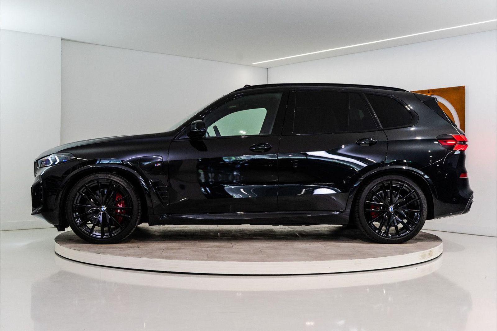 BMW X5 xDrive50e M-Sport Pro 490PK | Harman/Kardon | imagem 2