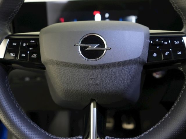 Astra L ST ULTIMATE CDTI AT+LED MATRIX+NAVI+360 