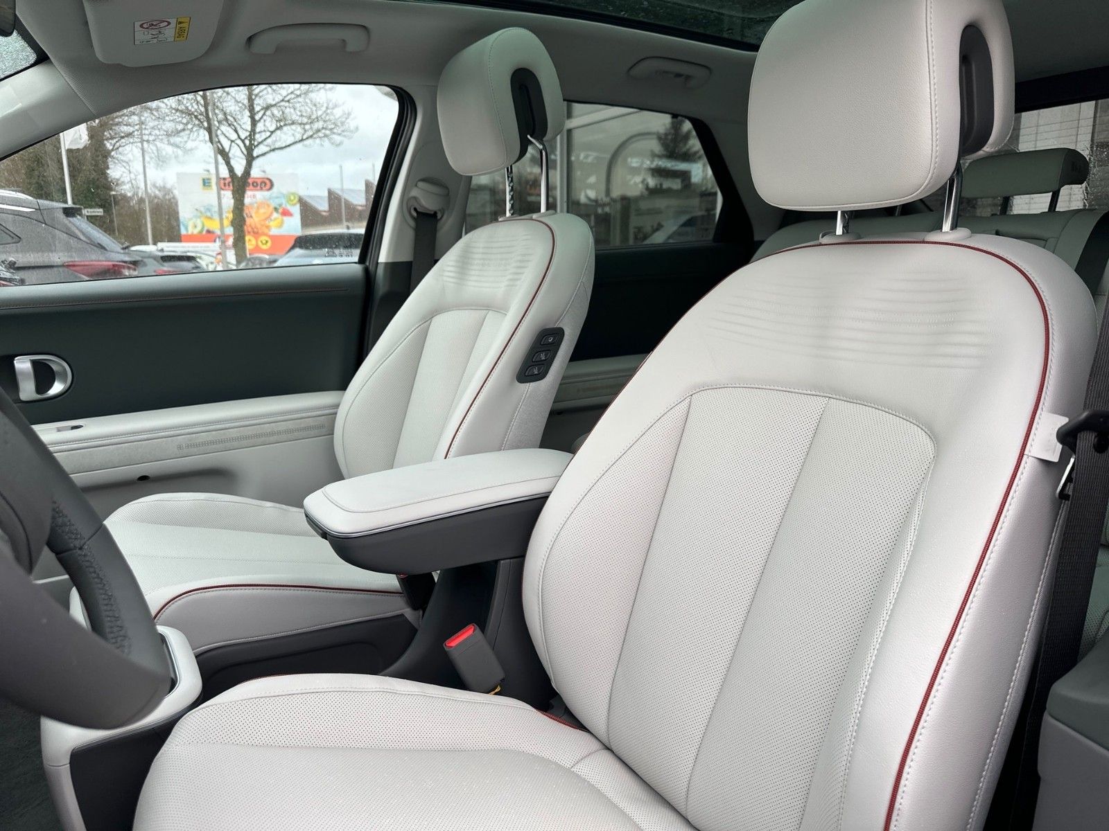 Fahrzeugabbildung Hyundai IONIQ 5 Uniq Elektro *ALLRAD*