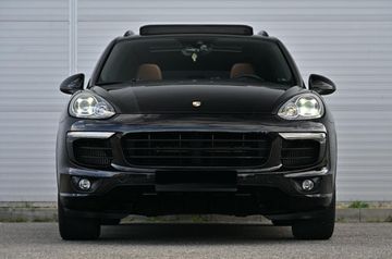 Porsche Cayenne - 6