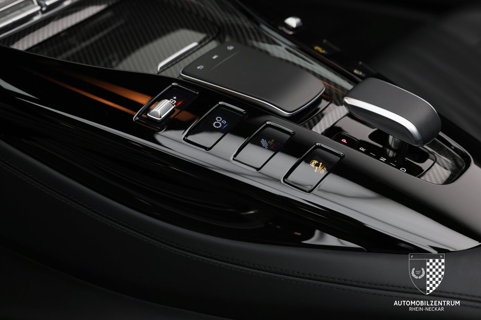 Mercedes-Benz AMG GT R - Bild 23