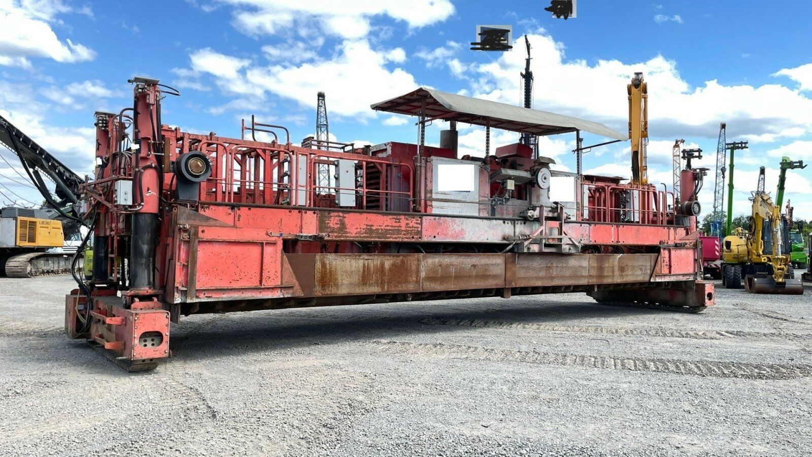 Fahrzeugabbildung Wirtgen SP 1500 L /Gleitschalungsfertiger Concrete Paver