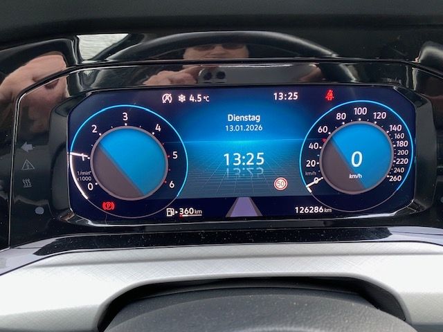 Golf VIII Variant 2.0 TDI 150 PS Life LED/NAVI+V