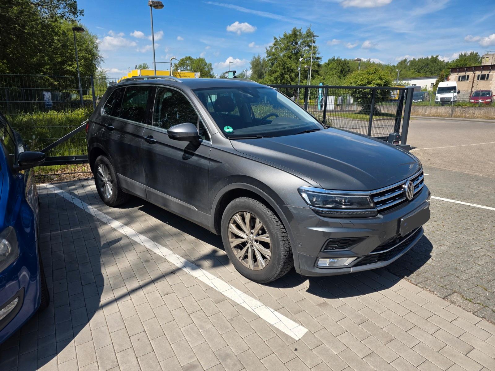 Volkswagen Tiguan Highline 4M Pano LED Virtual Standhzg AHK