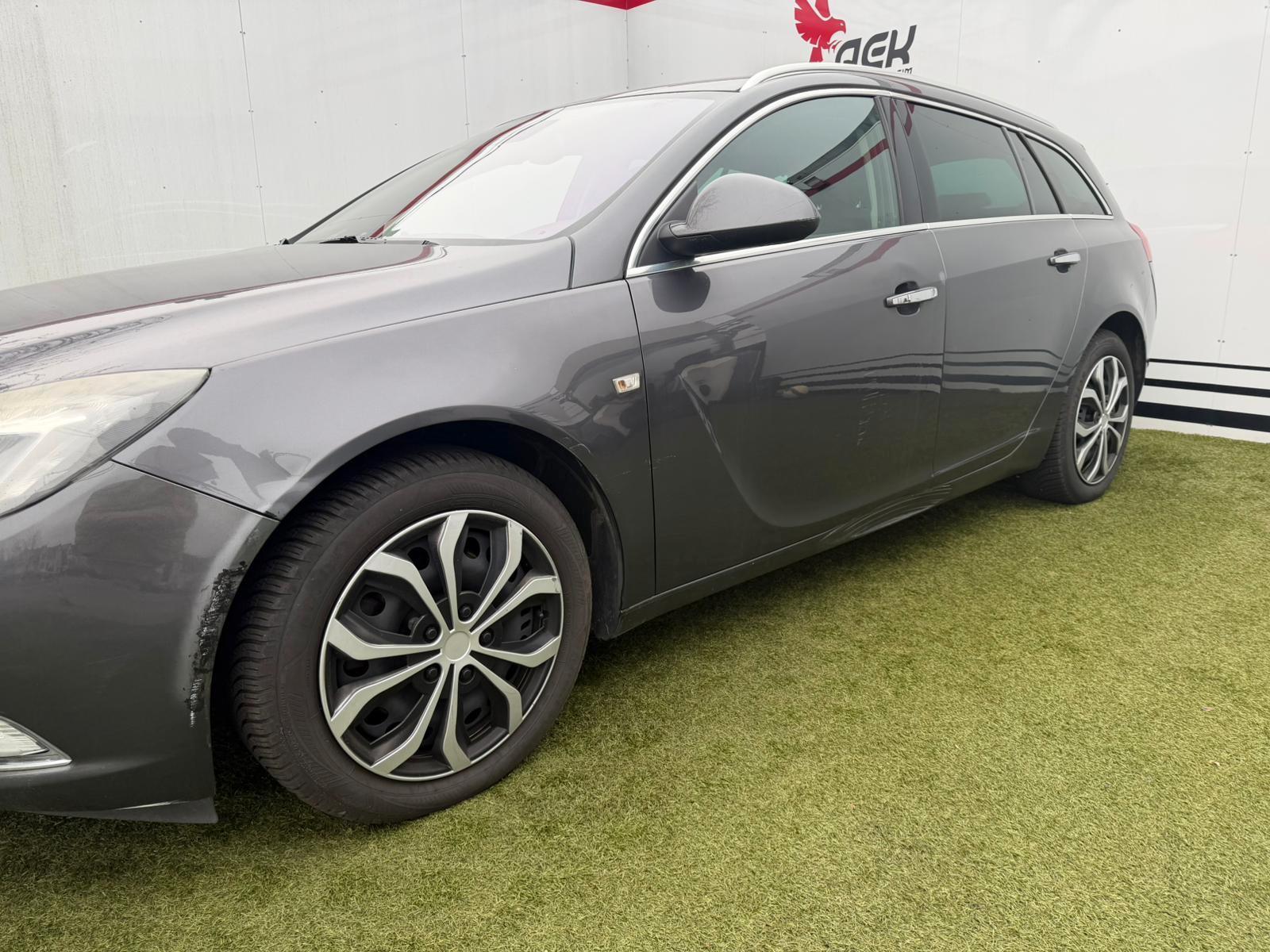 Opel Insignia SportsTourer Innovation S-Heft / 2.HD!