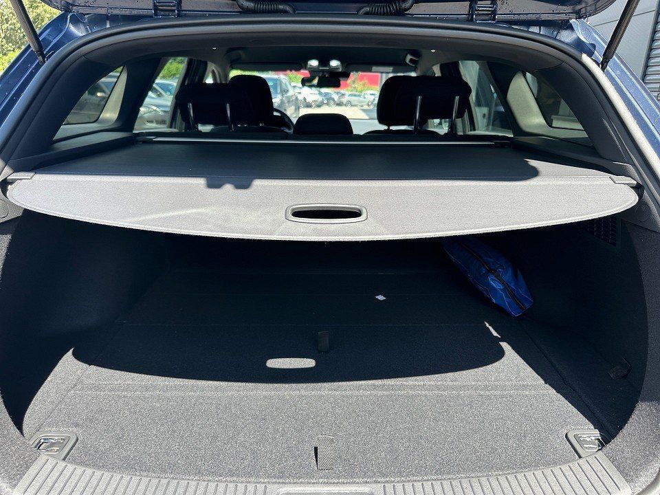 Fahrzeugabbildung Hyundai i30 Kombi 1.0T 100PS DCT ADVANTAGE Plus-Paket
