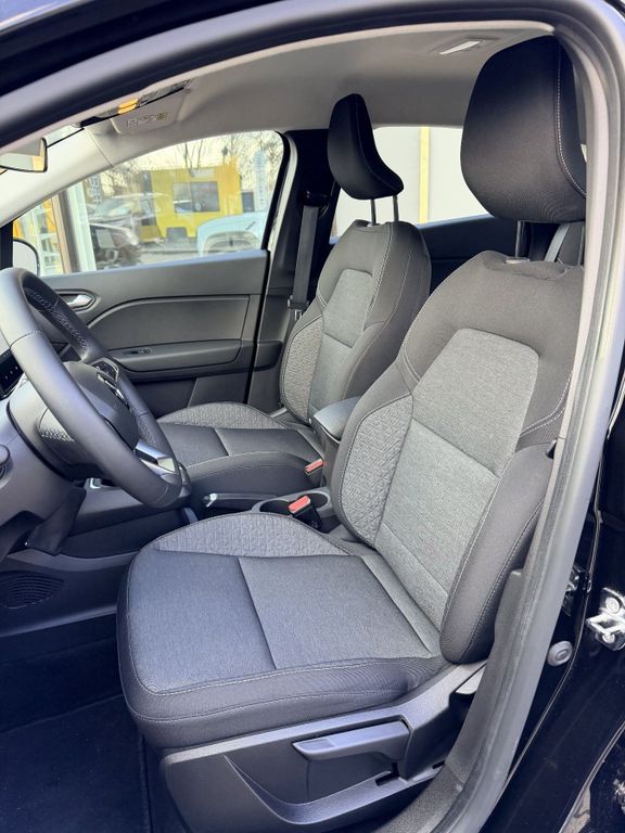 RENAULT Captur - Bild 2