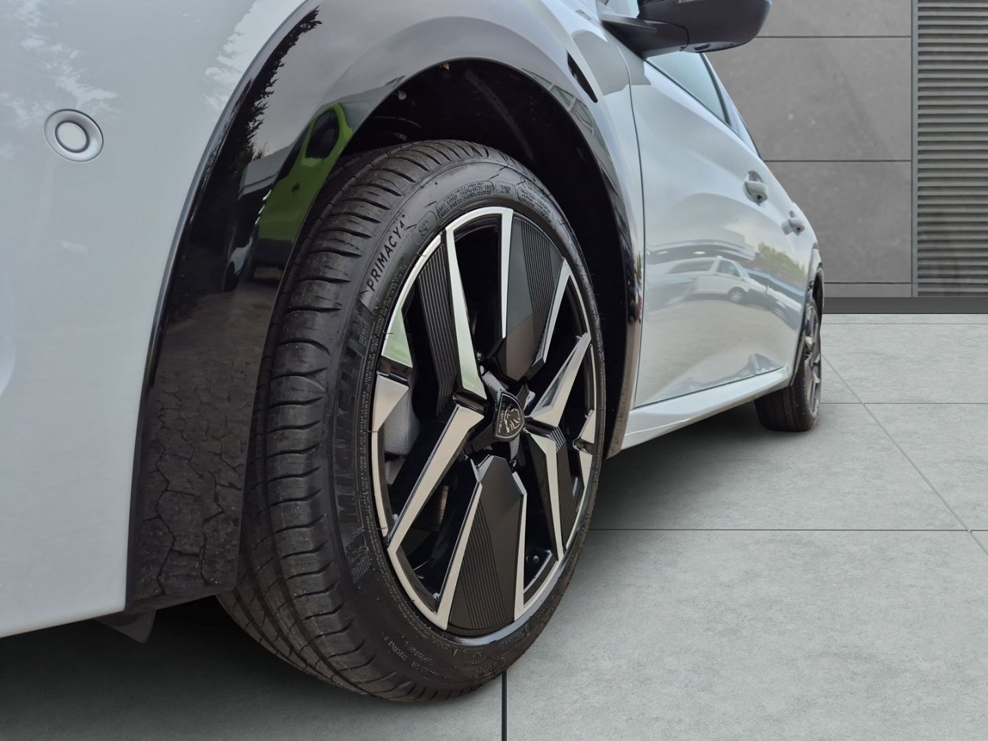 Peugeot 208 - Bild 4