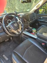 Dodge RAM 1500 Crew Cab Laramie Princ - Dodge RAM: 1500 Cab Laramie Crew
