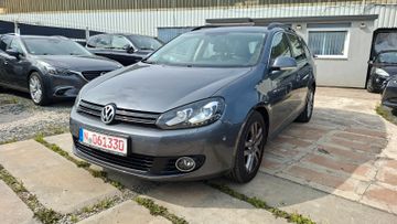 Volkswagen Golf - 1