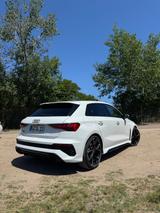 Audi RS3 Sportback VOLL - Audi RS3 aus 2025