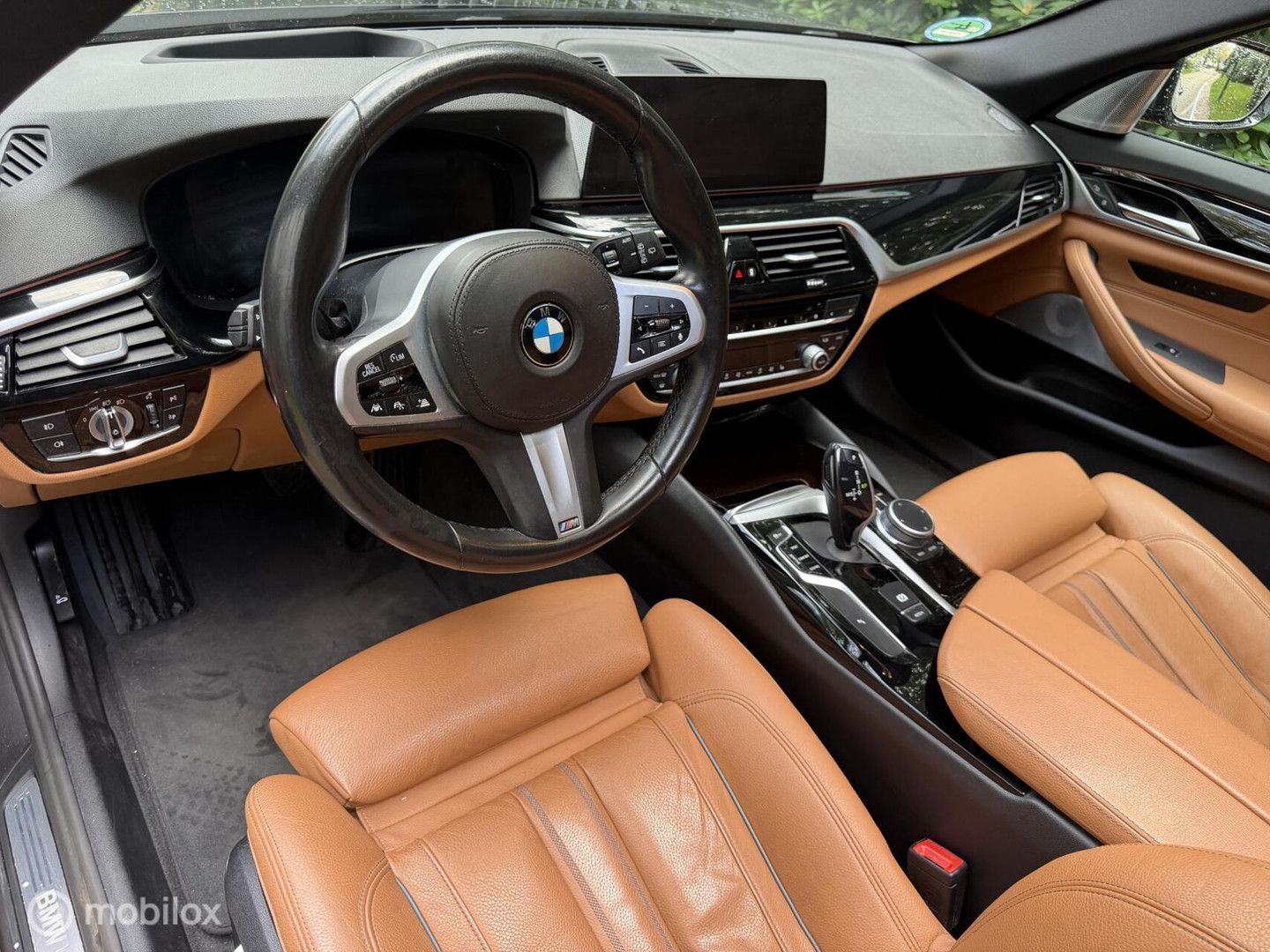 BMW 520 5-serie Touring 520d xDrive High Exe Pano Co imagem 2